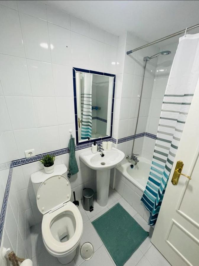 Two Bed, Two Bath Apartment With Sea Views - Angel De Miraflores 马拉加 外观 照片